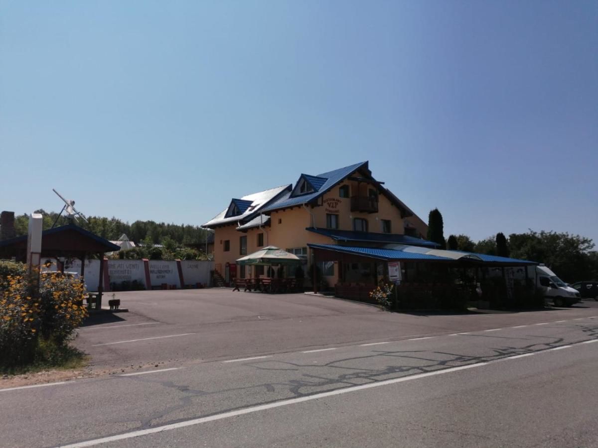 Гостевой дом Pensiune Restaurant VIP Байя-де-Фьер