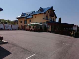 Гостевой дом Pensiune Restaurant VIP Байя-де-Фьер-6